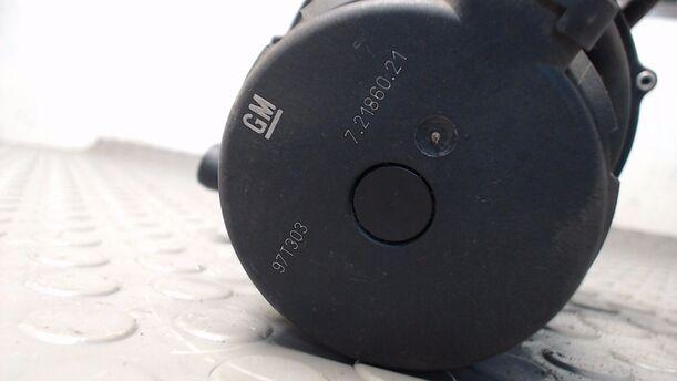 Foto: SEKUNDÄRPUMPE/LUFTPUMPE eines Opel Sintra 2.2 16V LX