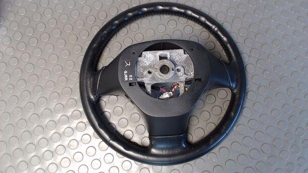 Foto: LEDERLENKRAD ( ohne Airbag ) eines Mazda 6 Sport 2.0