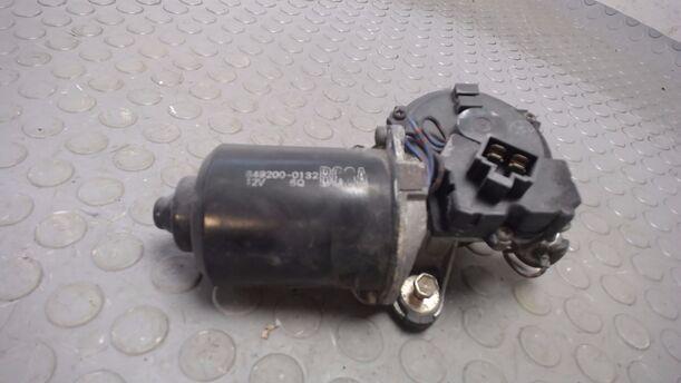 Foto: SCHEIBENWISCHERMOTOR VORN eines Mazda 323 F 1.5
