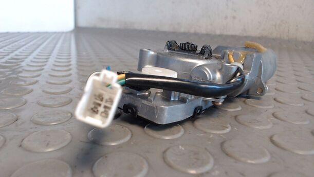 Foto: SCHIEBEDACHMOTOR eines Mazda MX-3 V6 24V