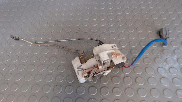 Foto: TÜRSCHLOSS LINKS eines Mazda MX-3 V6 24V