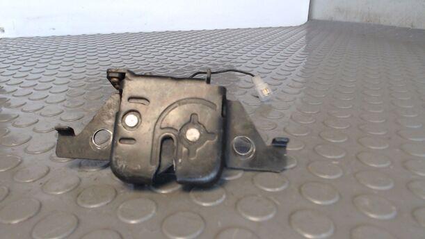 Foto: HECKKLAPPENSCHLOSS eines Mazda MX-3 V6 24V