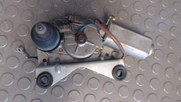 Foto: SCHEIBENWISCHERMOTOR HINTEN eines Mazda MX-3 V6 24V CL