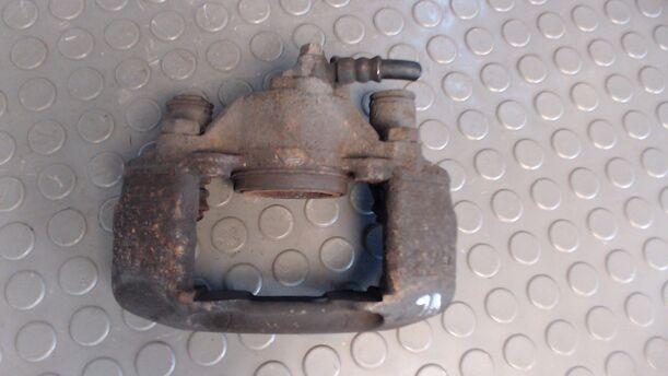 Foto: BREMSSATTEL VORN LINKS eines Mazda MX-3 V6 24V CL