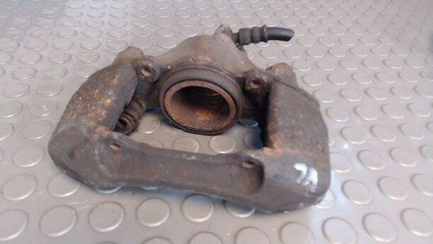 Foto: BREMSSATTEL VORN LINKS eines Mazda MX-3 V6 24V CL