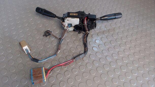 Foto: KOMBISCHALTER eines Mazda MX-3 V6 24V