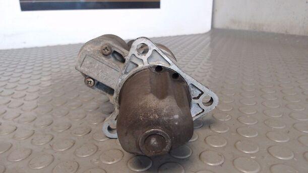 Foto: ANLASSER / STARTER eines Mazda MX-3 V6 24V CL