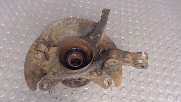 Foto: ACHSSCHENKEL VORN LINKS eines Suzuki Baleno 1.8