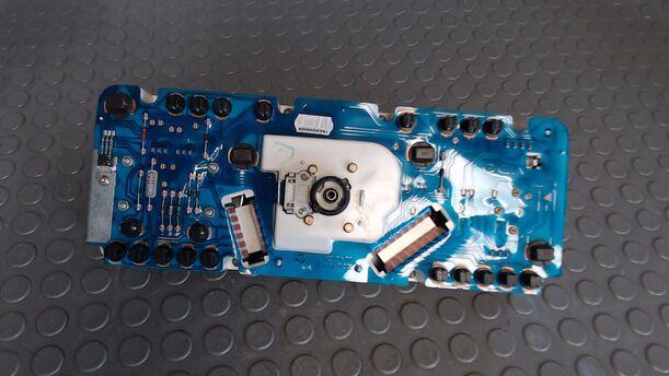 Foto: TACHOEINHEIT / KOMBIINSTRUMENT eines Volvo 460 2.0i