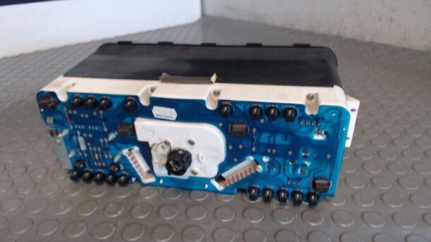 Foto: TACHOEINHEIT / KOMBIINSTRUMENT eines Volvo 460 2.0i