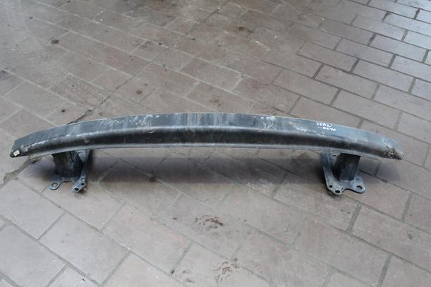 Foto: VERSTÄRKUNG VORN eines VW Polo 1.2