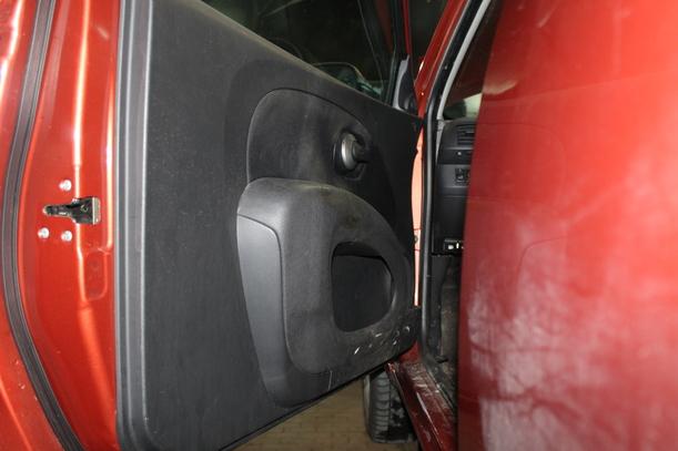 Foto: TÜR LINKS (2/3-Türer) eines Nissan Micra 1.2