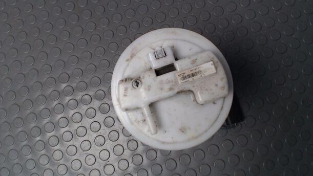 Foto: KRAFTSTOFFPUMPE eines Nissan Micra 1.2