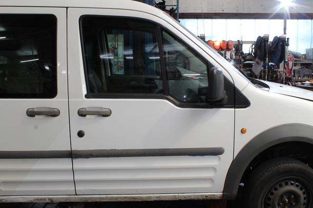 Foto: TÜR VORN RECHTS eines Ford Transit Connect (Kurz) Exclusive