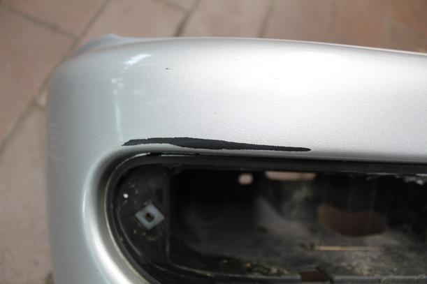 Foto: STOßSTANGE VORN eines Daihatsu Cuore