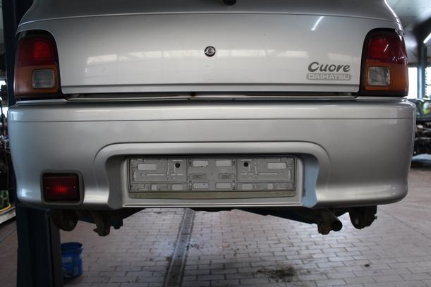 Foto: STOßSTANGE HINTEN eines Daihatsu Cuore