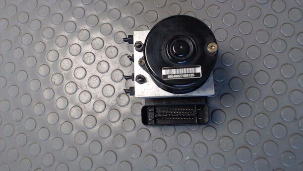 Foto: HAUPTBREMSAGGREGAT ABS eines VW Polo 1.2