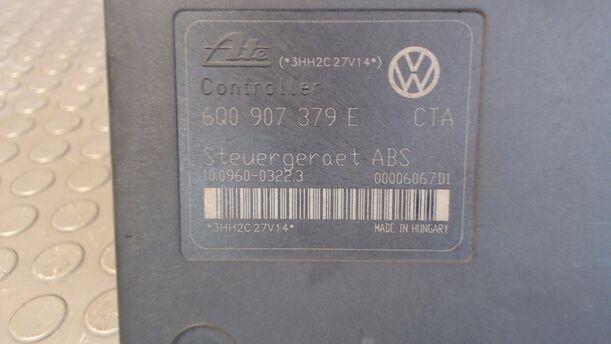 Foto: HAUPTBREMSAGGREGAT ABS eines VW Polo 1.2