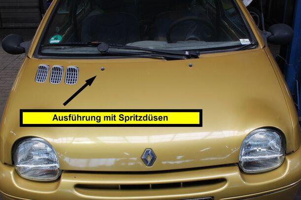 Foto: MOTORHAUBE eines Renault Twingo 1.2