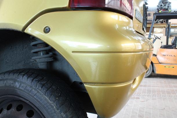 Foto: STOßSTANGE HINTEN eines Renault Twingo 1.2