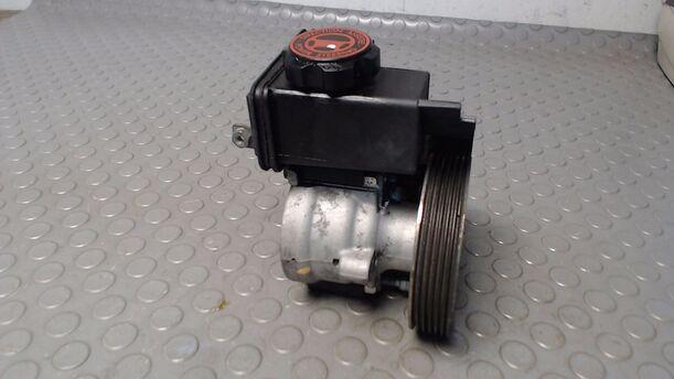 Foto: PUMPE SERVOLENKUNG eines Citroen Berlingo 1.9 D