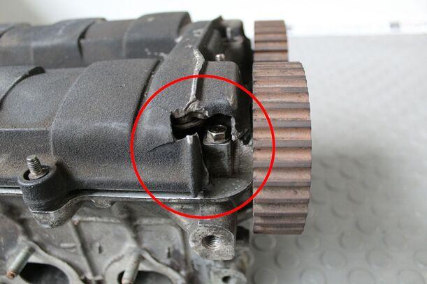 Foto: ZYLINDERKOPF D16Z5 eines Honda CRX 1.6i-16