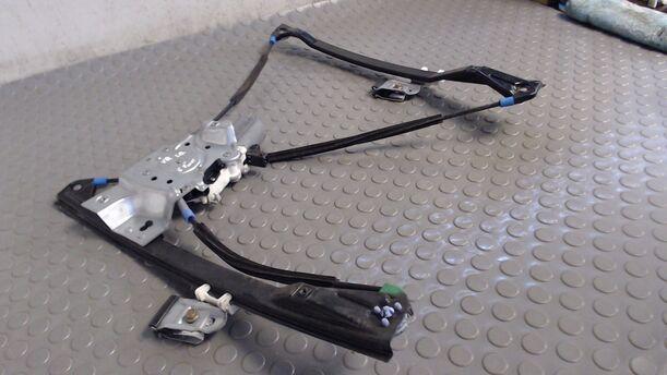 Foto: FENSTERHEBER ELEKTRISCH VORN RECHTS (4/5-TÜRER) eines VW Polo 50 Exclusive