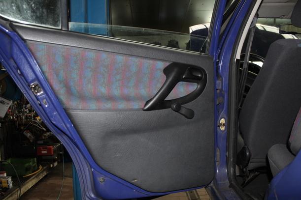 Foto: TÜR HINTEN LINKS eines VW Polo 50 Exclusive