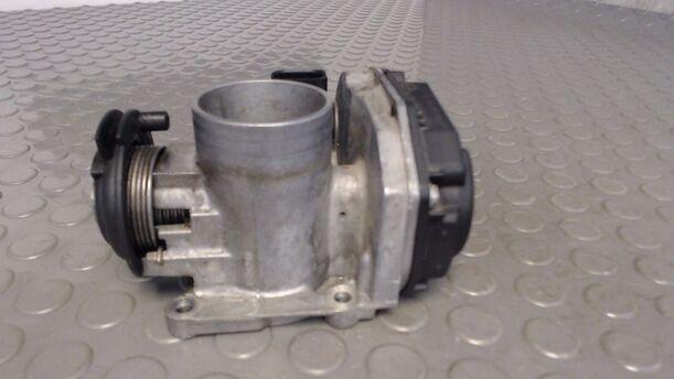 Foto: DROSSELKLAPPE  VDO eines VW Polo 50 Exclusive