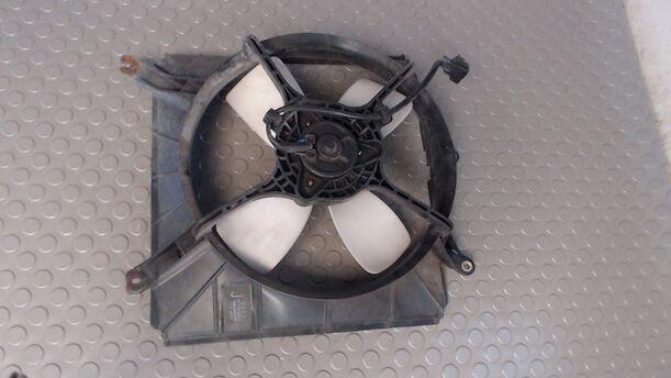 Foto: ELEKTROLÜFTER eines Mazda 121 16V Canvas Top Stella