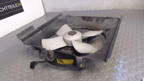 Foto: ELEKTROLÜFTER eines Mazda 121 16V Canvas Top Stella