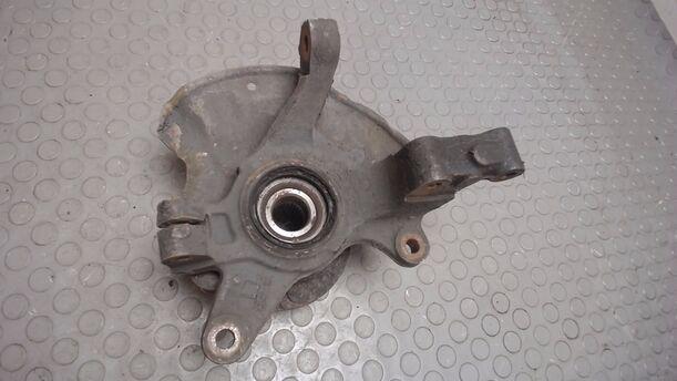 Foto: ACHSSCHENKEL VORN LINKS eines Mazda 626 1.9i LX