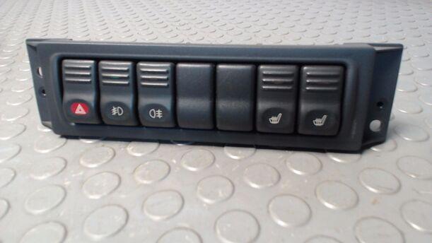 Foto: SCHALTERLEISTE/WARNBLINKSCHALTER eines Opel Sintra 2.2 16V LX