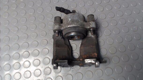 Foto: BREMSSATTEL VORN LINKS eines Opel Astra 1.6 CC
