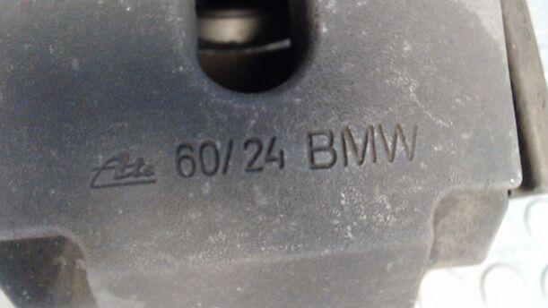 Foto: BREMSSATTEL VORN LINKS eines BMW 525i GL