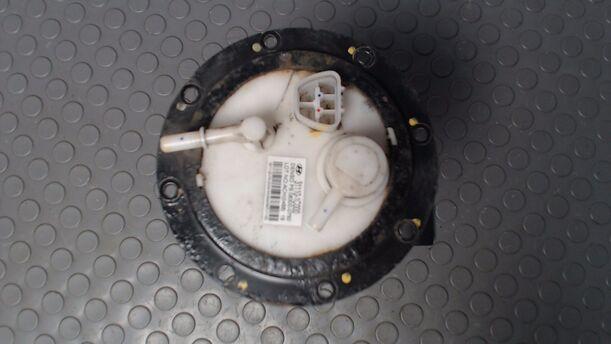 Foto: KRAFTSTOFFPUMPE eines Hyundai Getz 1.1