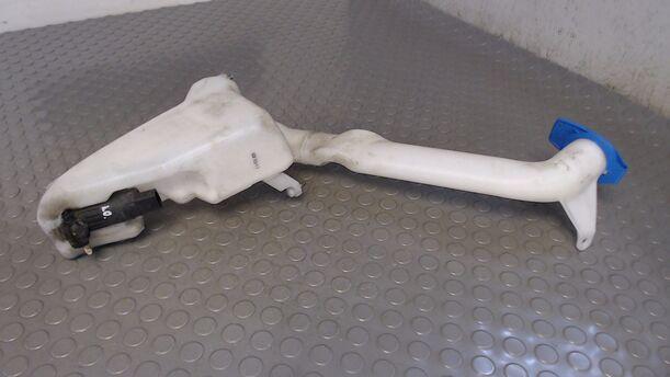 Foto: SCHEIBENWASCHBEHÄLTER eines VW Fox 1.2 GLX