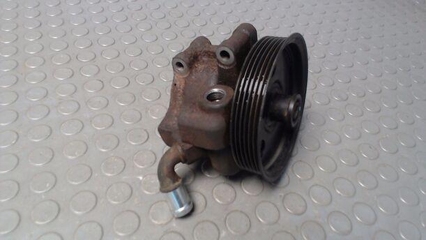 Foto: PUMPE SERVOLENKUNG eines Ford Ka