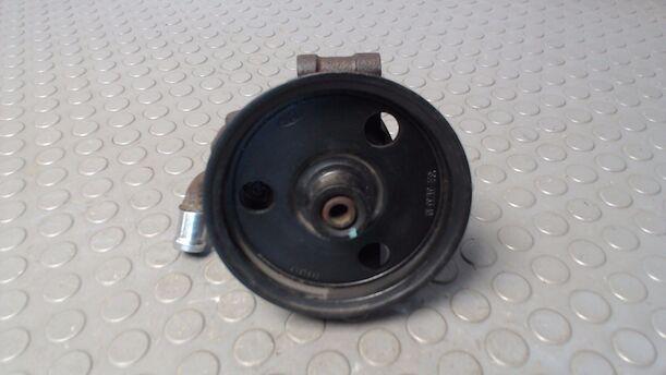 Foto: PUMPE SERVOLENKUNG eines Ford Ka