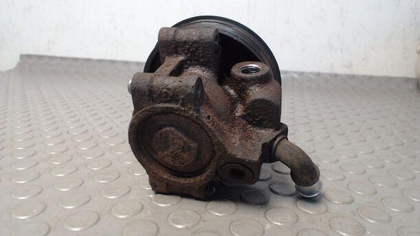 Foto: PUMPE SERVOLENKUNG eines Ford Ka