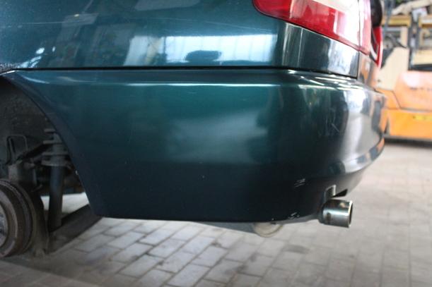 Foto: STOßSTANGE HINTEN eines Mitsubishi Lancer 1300