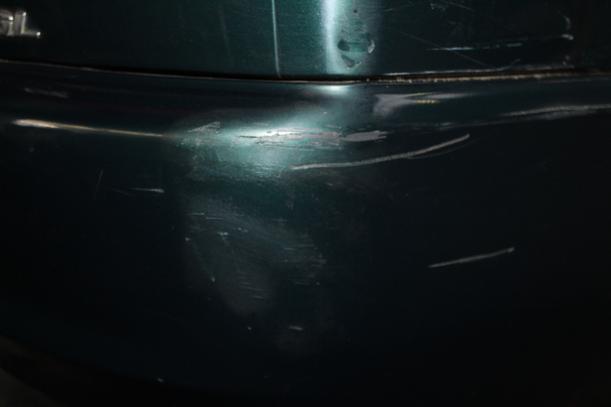 Foto: STOßSTANGE HINTEN eines Mitsubishi Lancer 1300