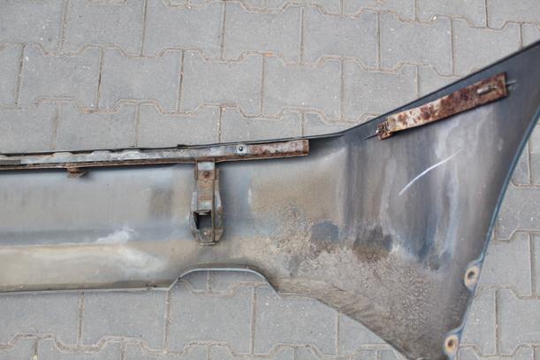 Foto: STOßSTANGE HINTEN eines Mitsubishi Lancer 1300