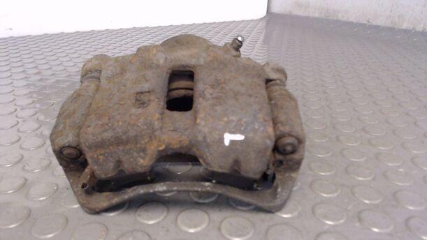 Foto: BREMSSATTEL VORN LINKS eines Mitsubishi Lancer 1300
