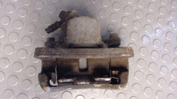 Foto: BREMSSATTEL VORN LINKS eines Mitsubishi Lancer 1300