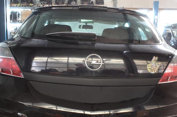 Foto: HECKKLAPPE/HECKDECKEL eines Opel Astra GTC 1.4 CL