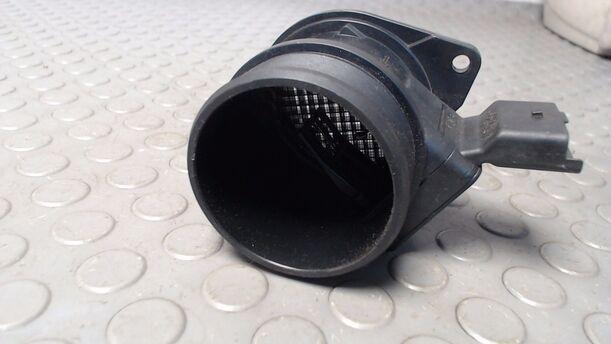 Foto: LUFTMASSENMESSER SIEMENS eines Citroen Berlingo 1.9 D