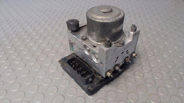 Foto: HAUPTBREMSAGGREGAT ABS eines Mazda 6 Sport Kombi 2.0 CD DPF