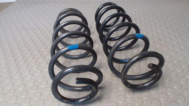 Foto: HINTERFEDERN/ FEDERPAAR HINTEN eines Mazda 6 Sport Kombi 2.0 CD DPF