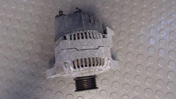 Foto: LICHTMASCHINE  BOSCH eines Nissan Micra 1.0